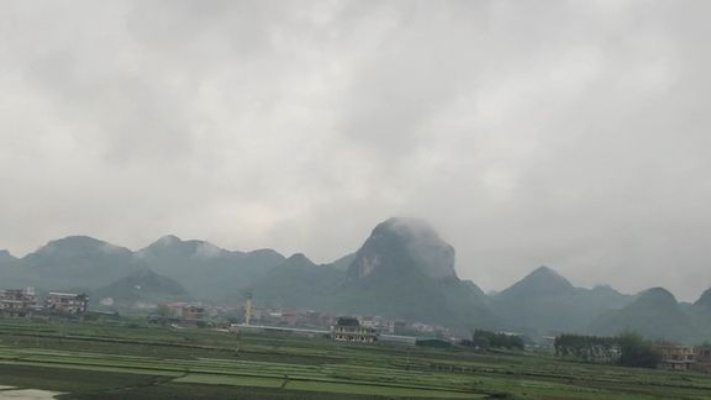 广西天气,四季随机播放,一天体验春秋 广西天气,四季随机播放,一天体验春秋